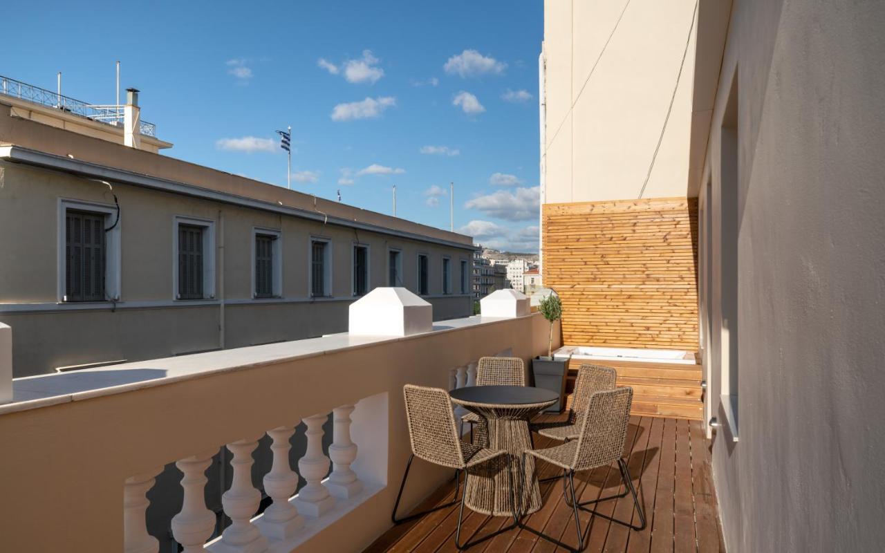 Praxitelous Luxury Suites Athena Bagian luar foto
