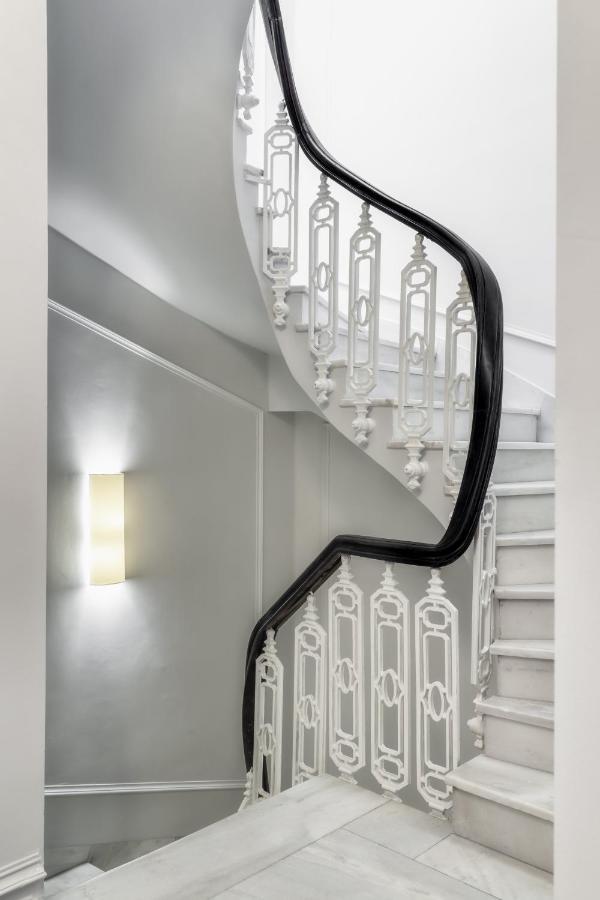 Praxitelous Luxury Suites Athena Bagian luar foto