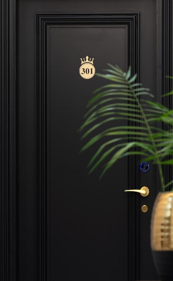 Praxitelous Luxury Suites Athena Bagian luar foto