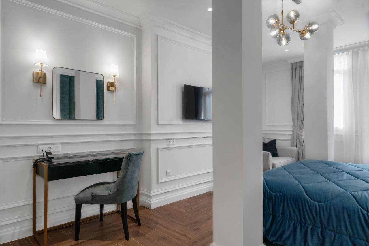 Praxitelous Luxury Suites Athena Bagian luar foto