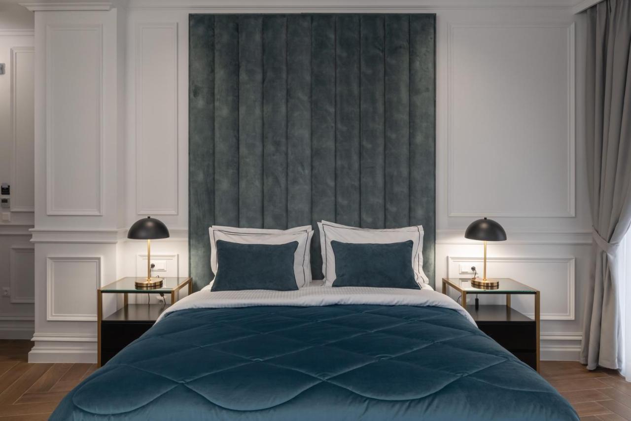Praxitelous Luxury Suites Athena Bagian luar foto
