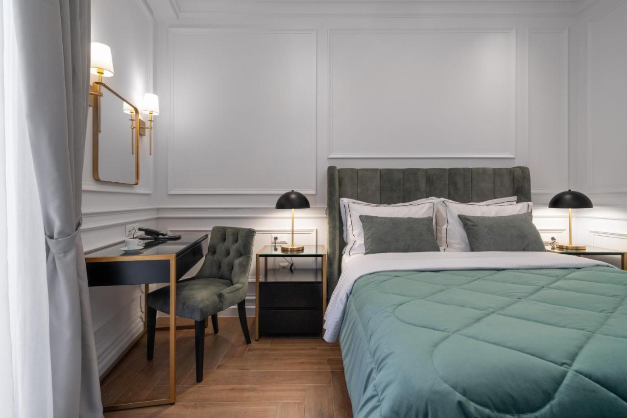 Praxitelous Luxury Suites Athena Bagian luar foto