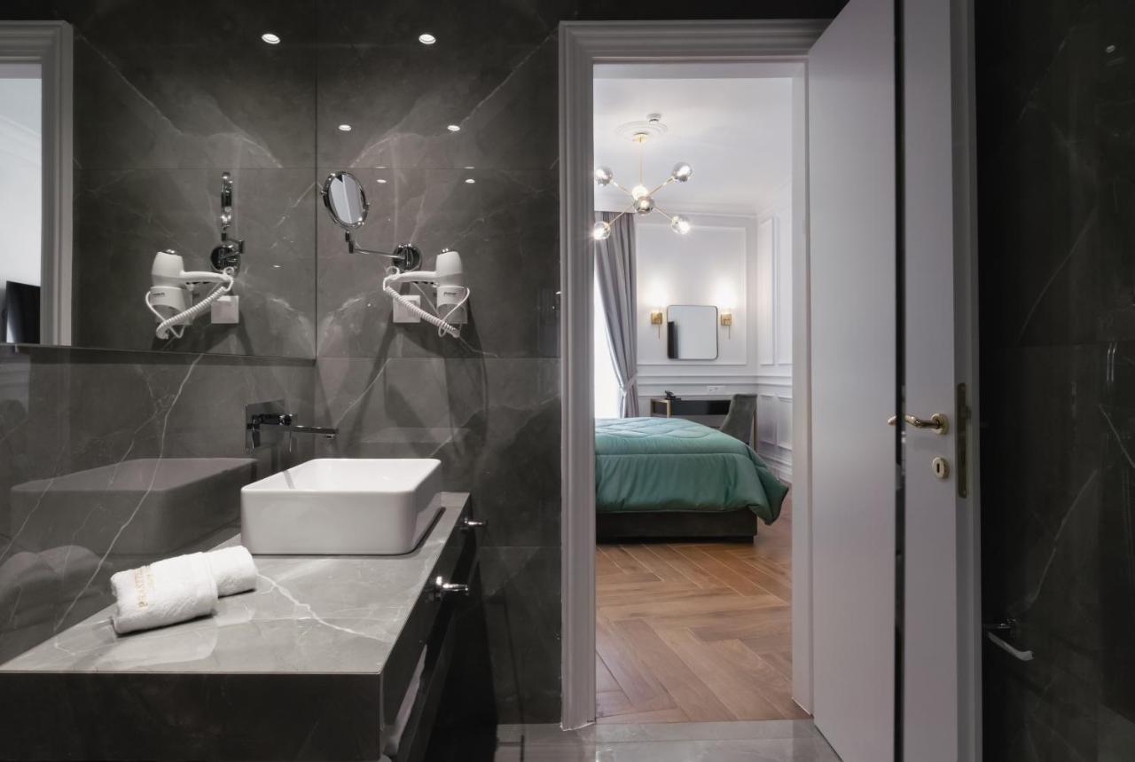 Praxitelous Luxury Suites Athena Bagian luar foto