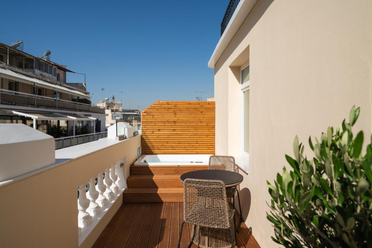 Praxitelous Luxury Suites Athena Bagian luar foto