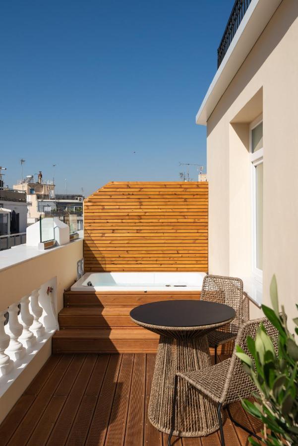 Praxitelous Luxury Suites Athena Bagian luar foto